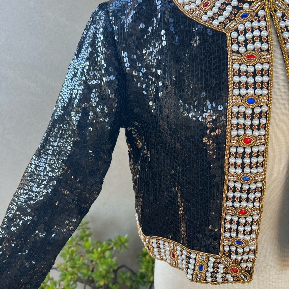 Vintage glam black sequins bolero style jacket colorful beaded trim Sm NiteLine - Picture 4 of 11